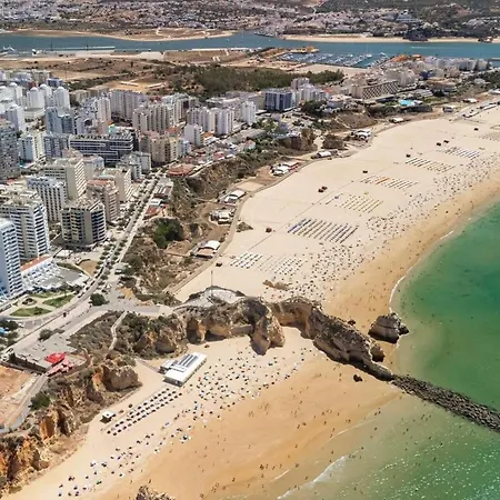 Charming Flat With Balcony - By Hostwise Appartamento Portimão